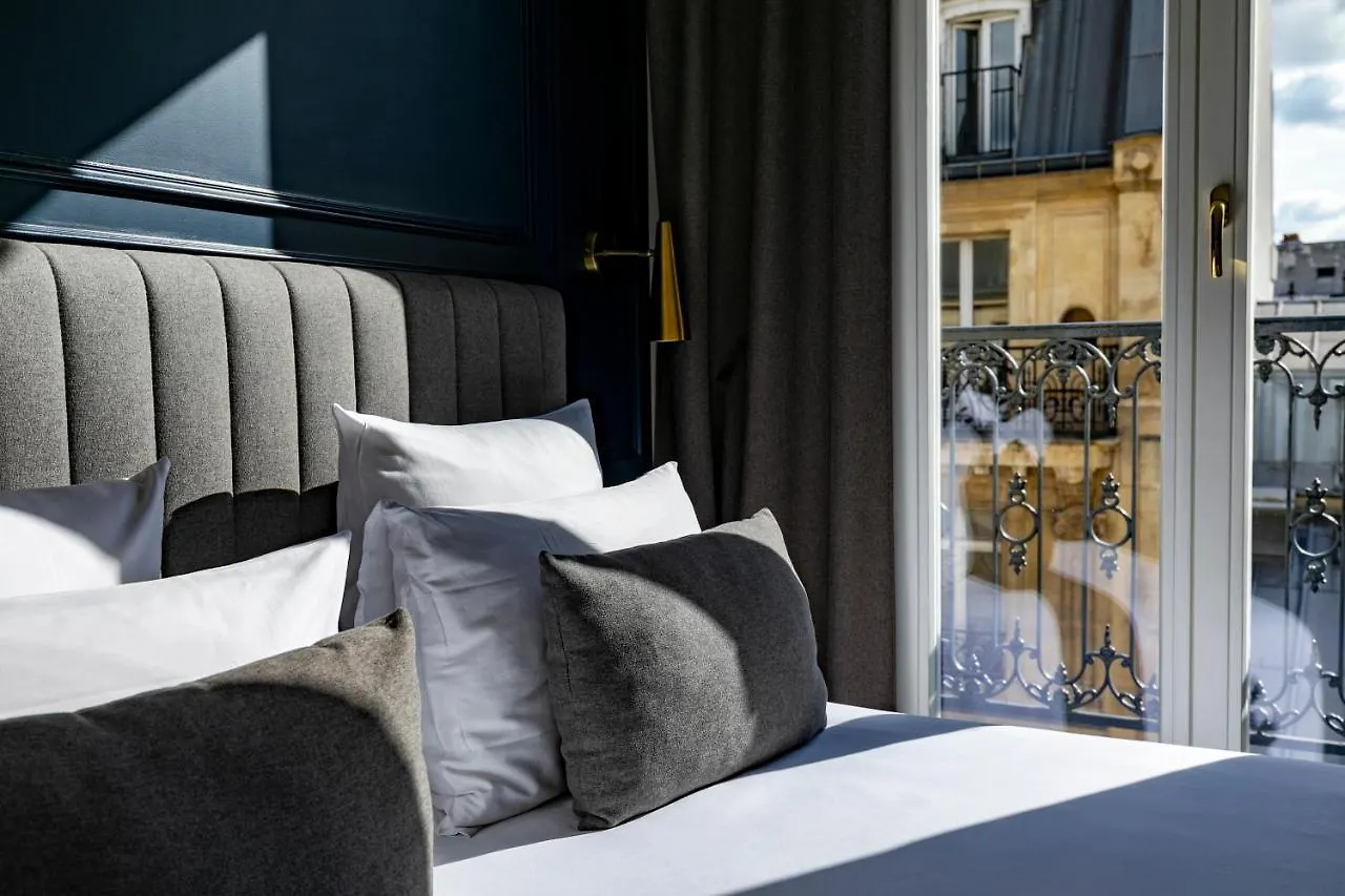 Maison Barbes 4*